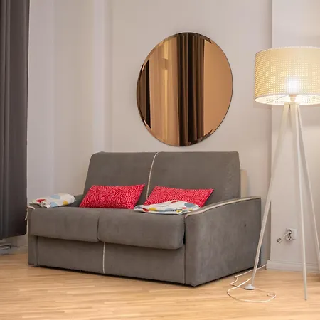 Embassy Area, Spacious 2br Apartment *