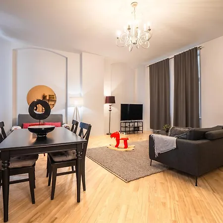 Apartment Embassy Area, Spacious 2br