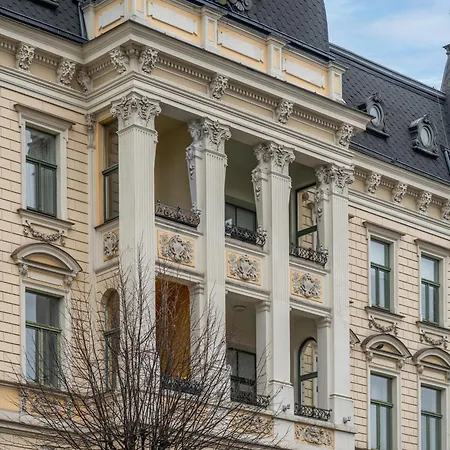 Apartment Embassy Area, Spacious 2br *